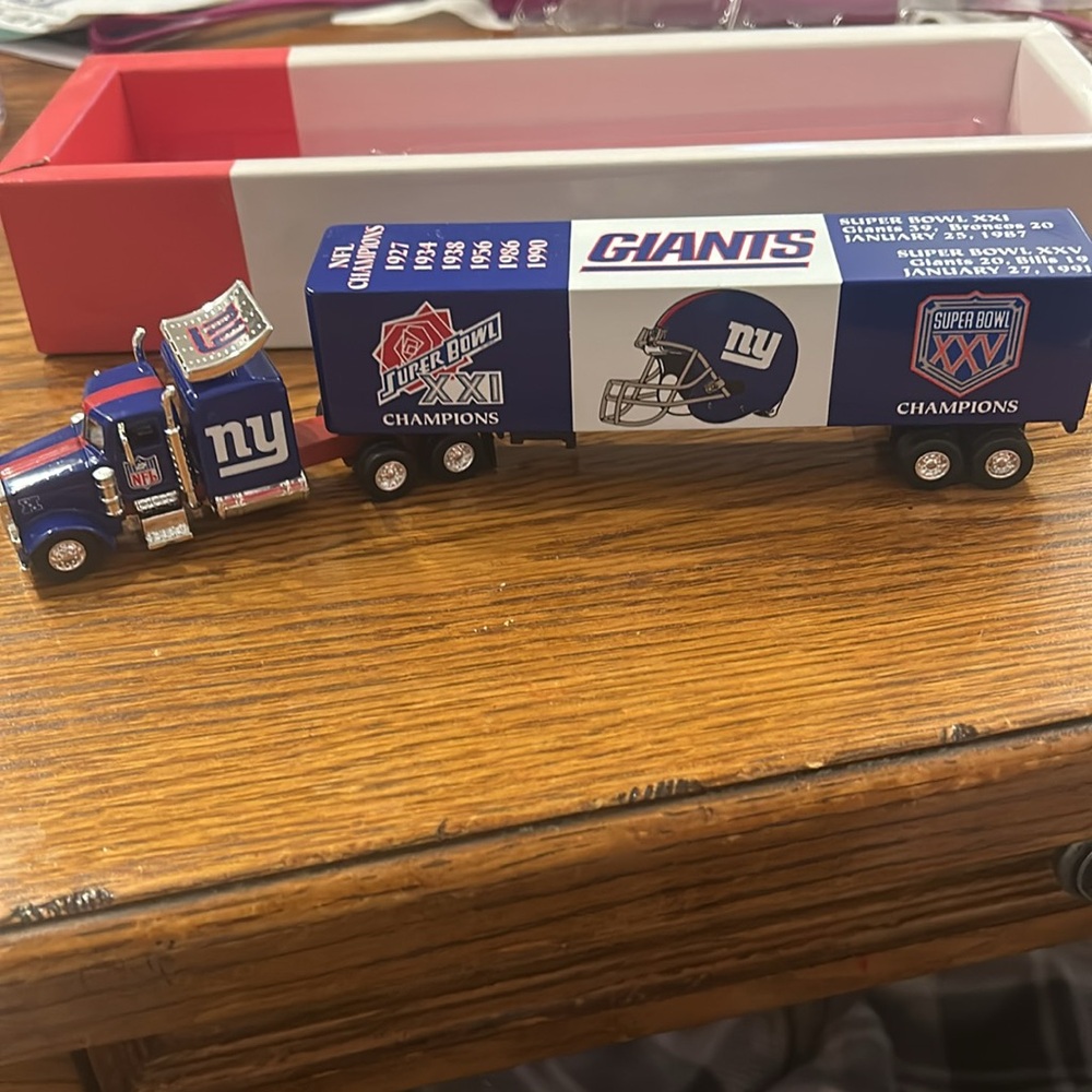New York Giants Super Bowl XXI Collectible Truck